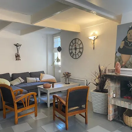 Duplex Spacieux Avec Terrasse - Centre Historique De Apartment *